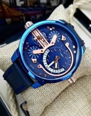 DIESEL 2 HORAS CUERO AZUL